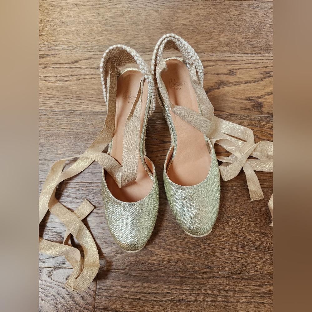 Castaner Carina Gold Wedge Espadrilles 40 NWT